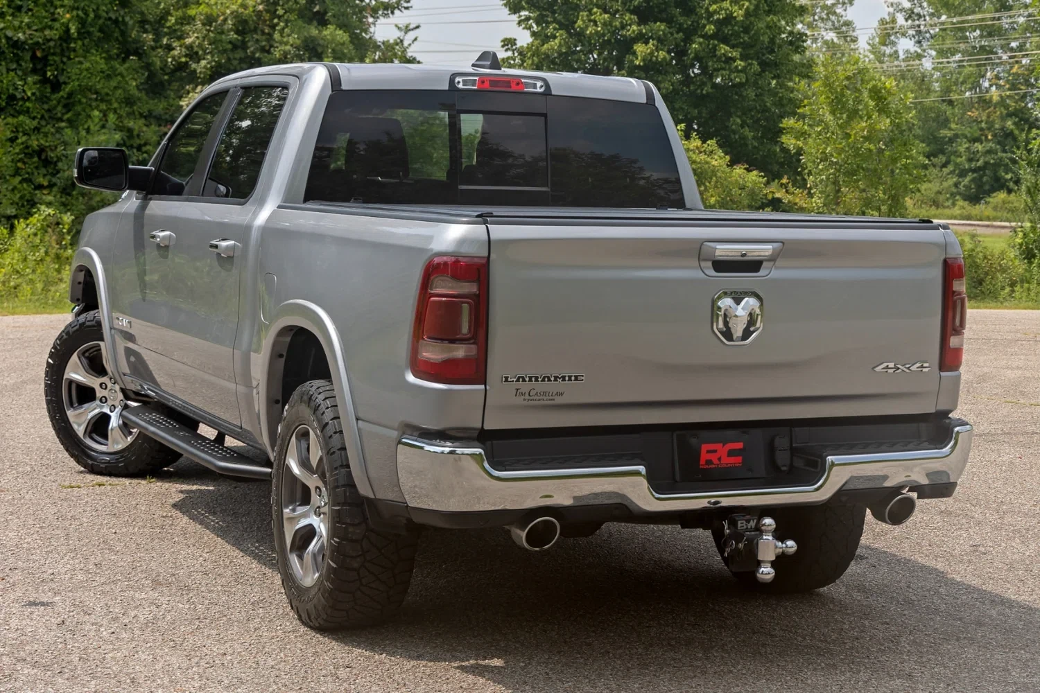Fits Ram 1500(19-25) OV2 Running Boards Side Step Bars Crew Cab 14008